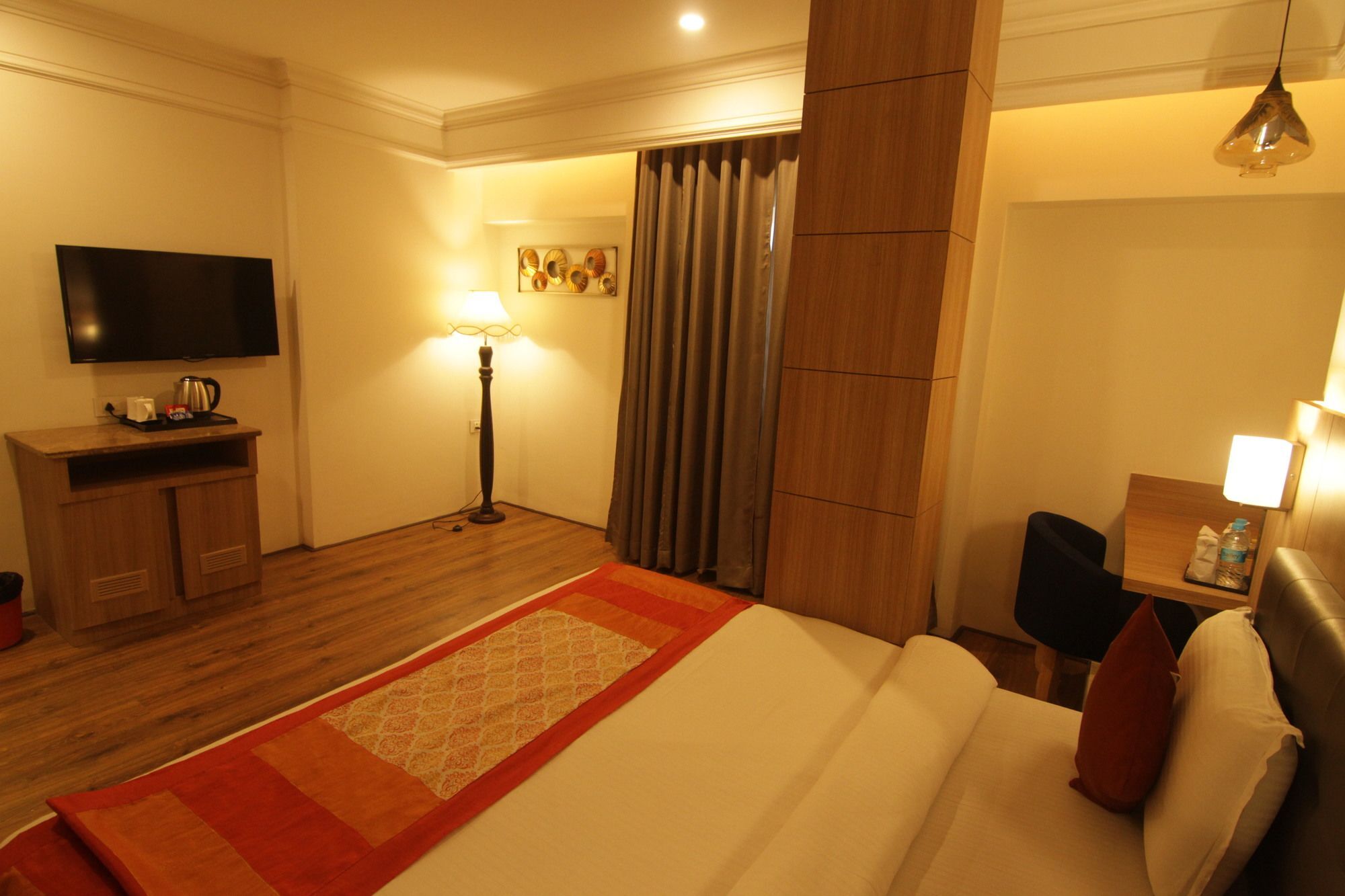 Oyo 2054 New Hotel Broadway Varanasi Exterior foto