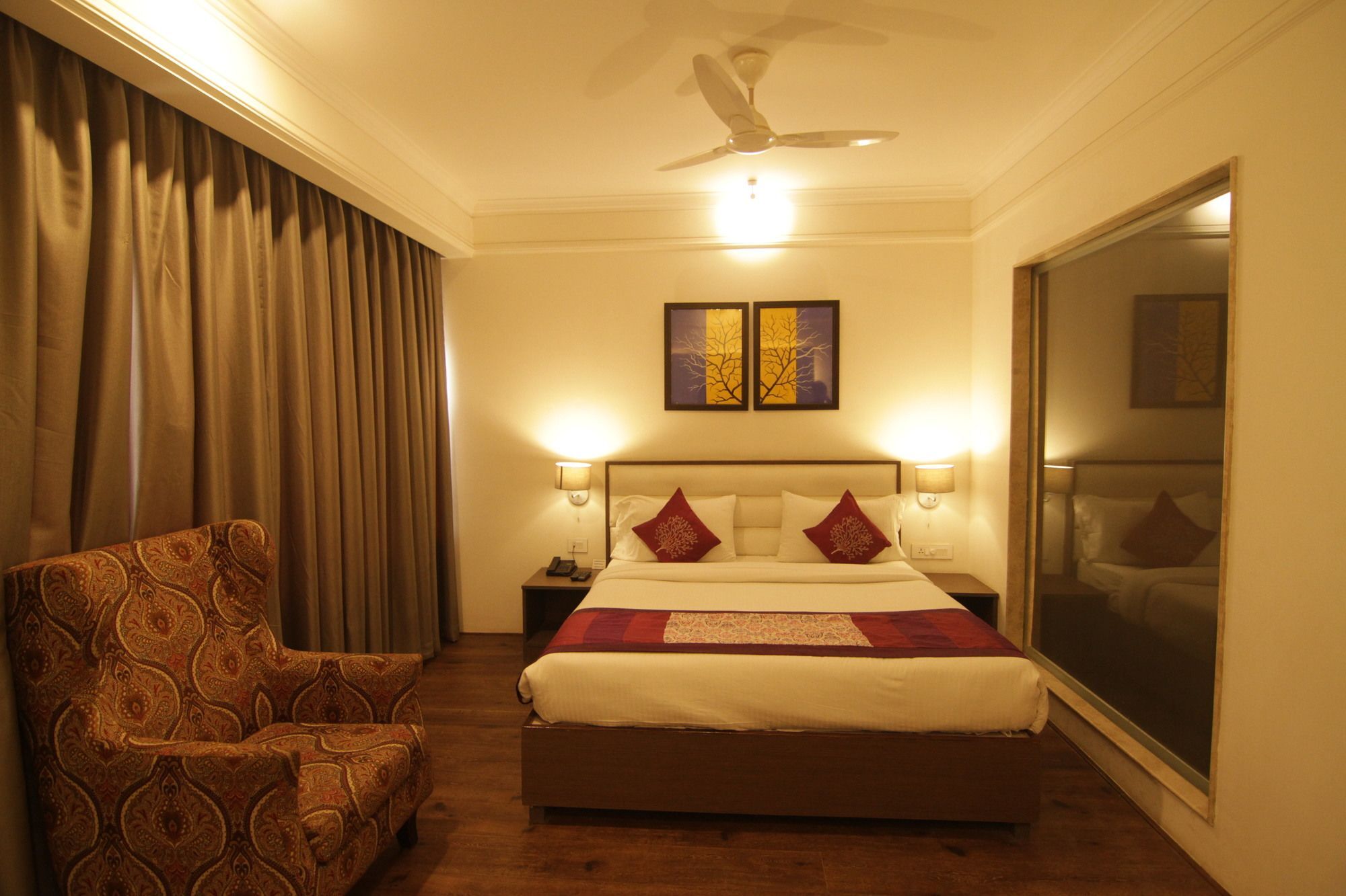 Oyo 2054 New Hotel Broadway Varanasi Exterior foto